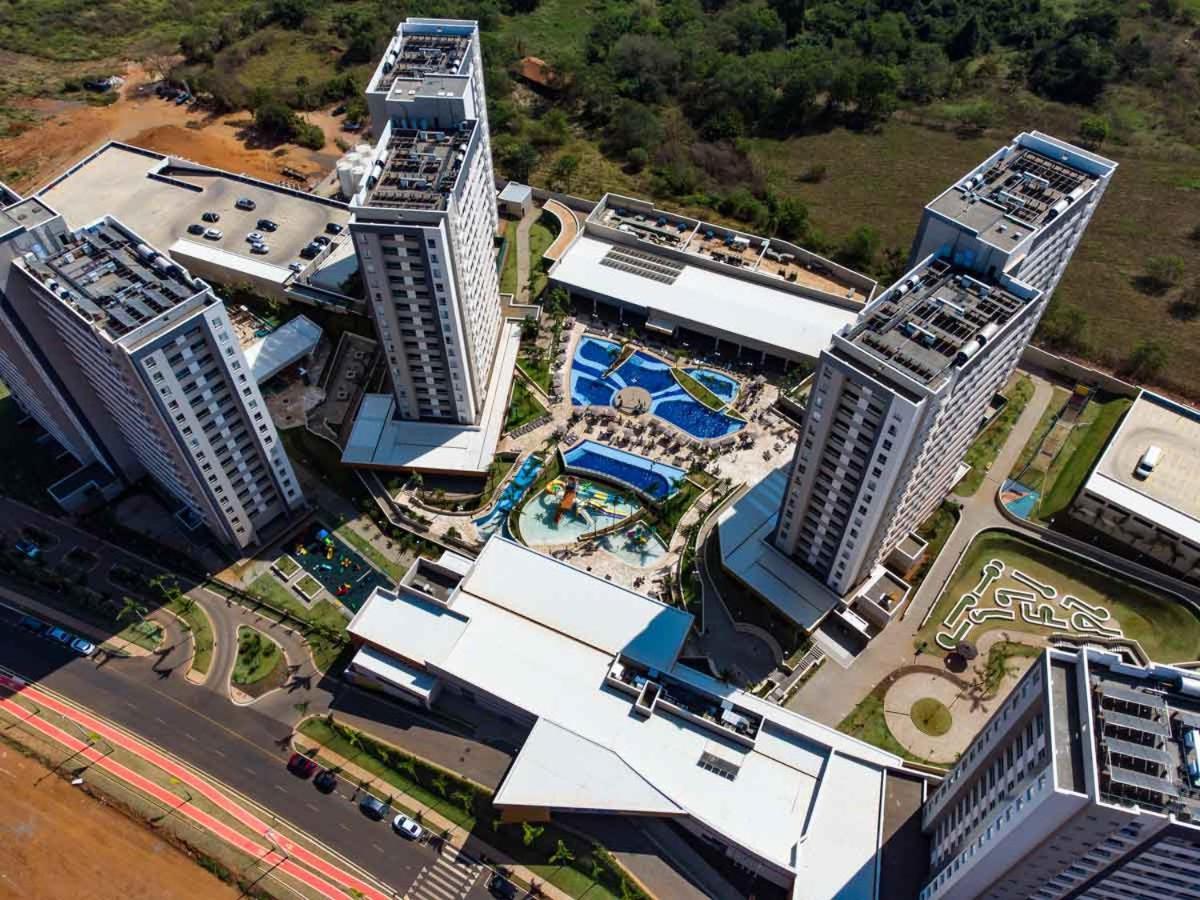 Enjoy Solar Das Aguas Park Resort Olimpia Exterior photo Aerial view of the complex